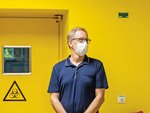 Porträt von Andreas Diefenbach mit Mundschutz